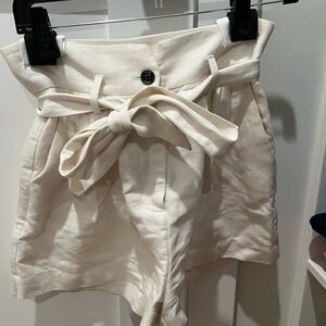 Frame high waisted linen cotton blend pleated shorts with tie, size US 2.
